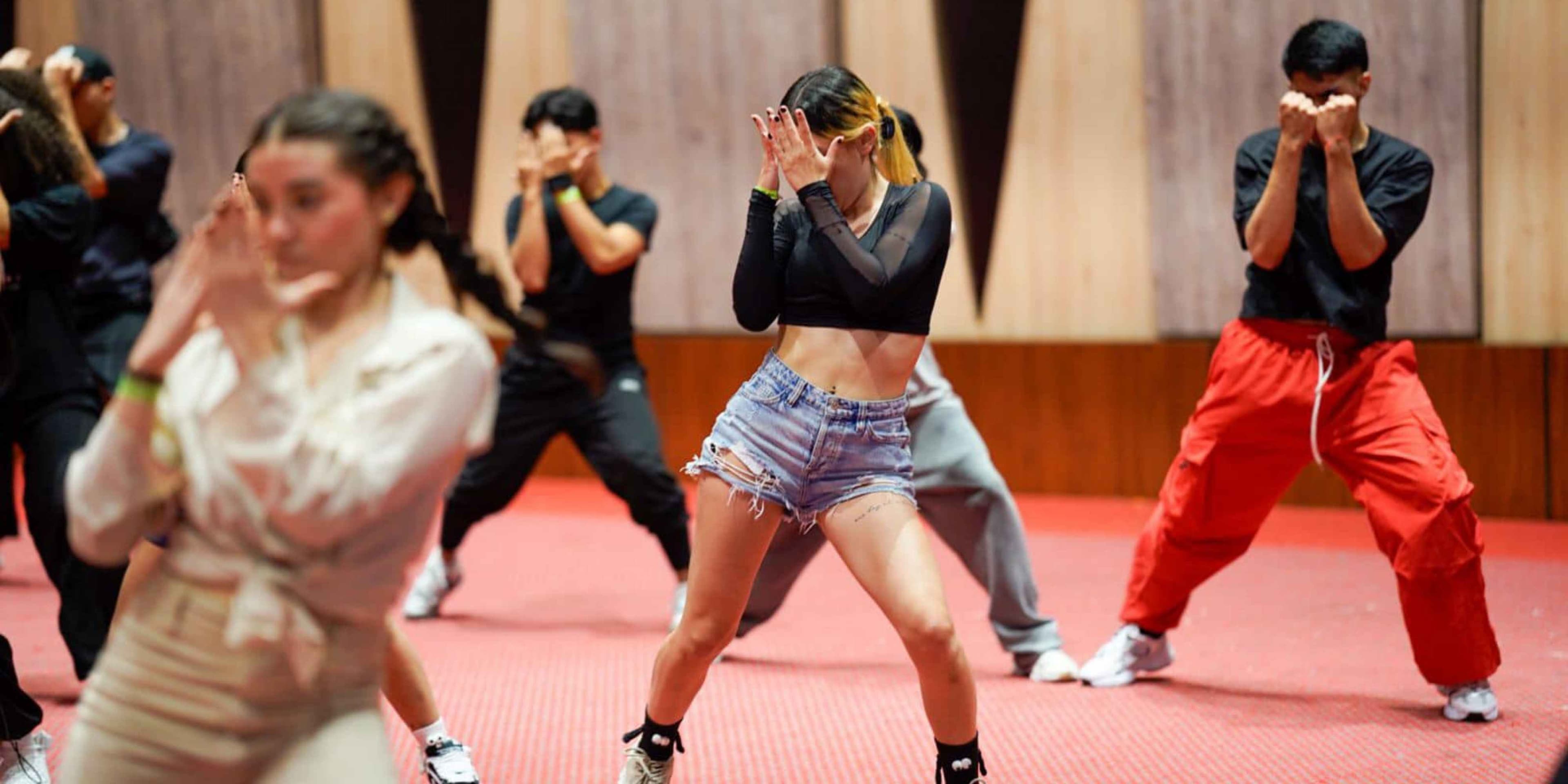 Chicha Experience: Baile + sabor + Diversión