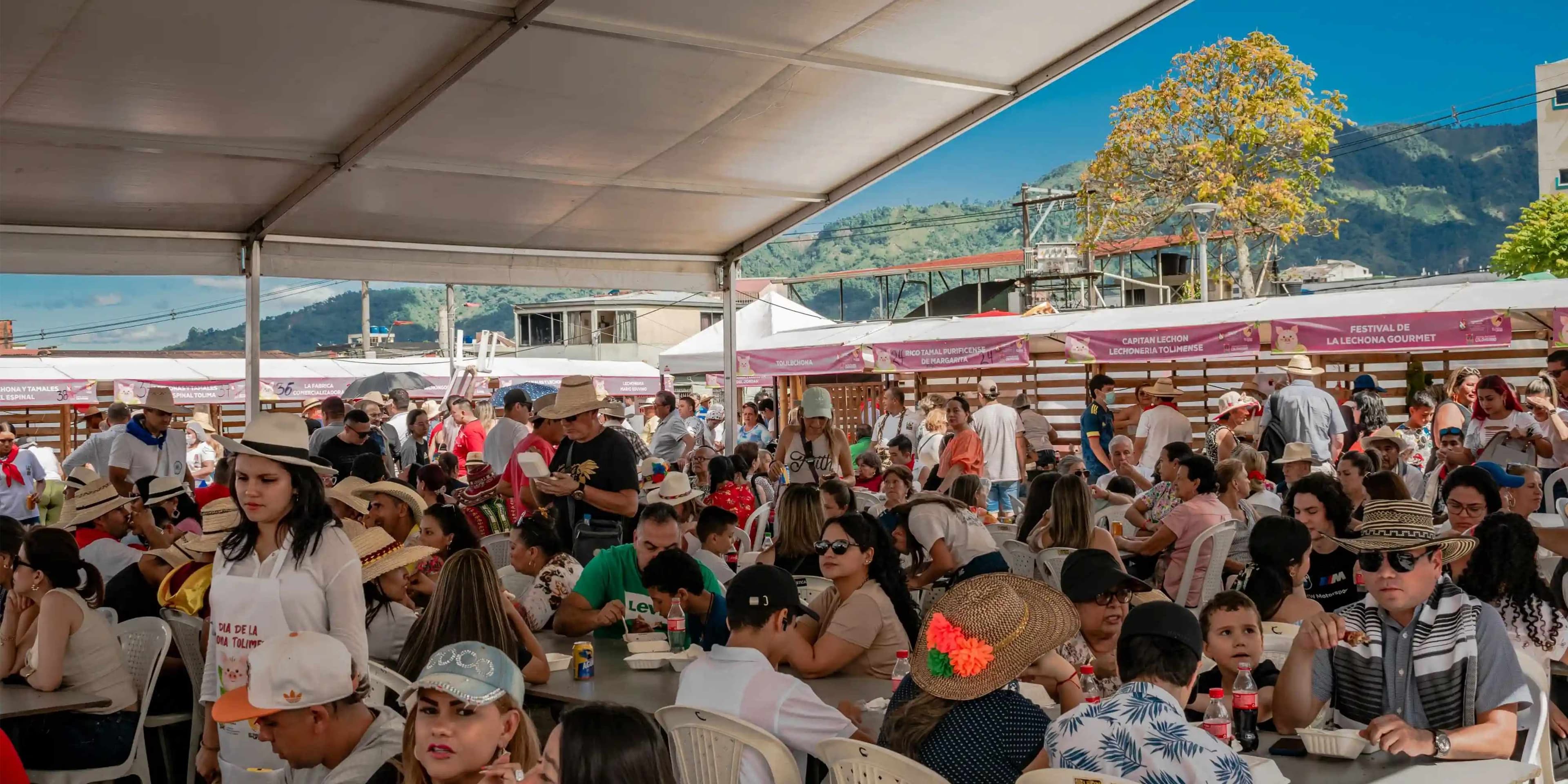 Degusta la mejor lechona del mundo & aprende a bailar