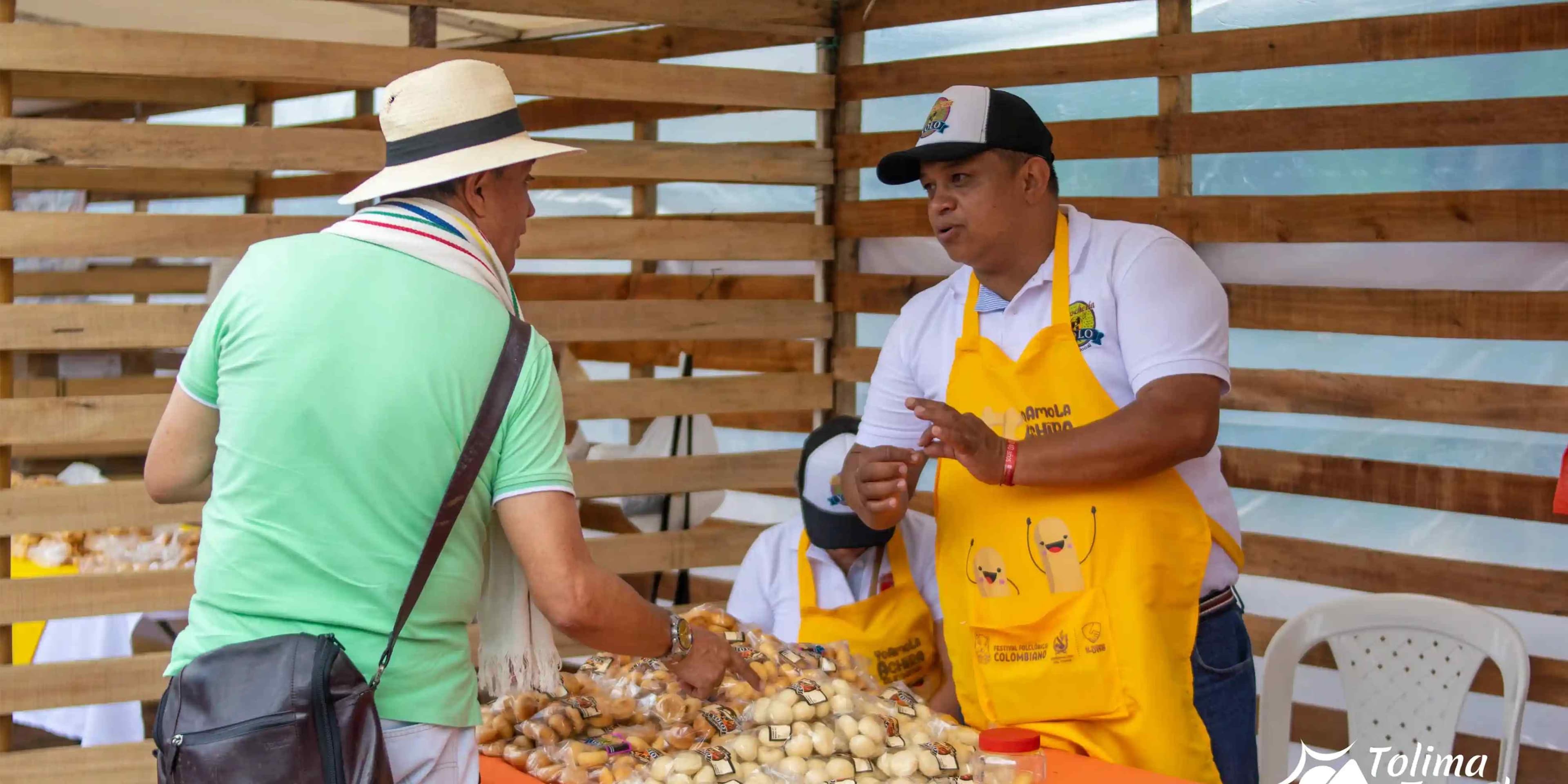 Tradición que se baila y se come : Día de la Achira Tolimense