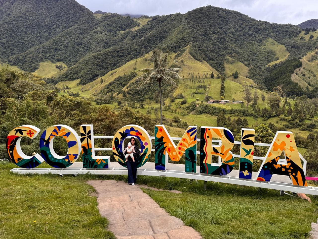 Tres destinos: Salento, Valle de Cocora y Filandia.